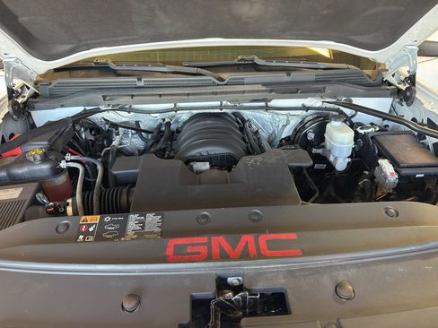 Used 2016 GMC Sierra 1500 SLE w/ SLE Value Package AWD/4WD image 29