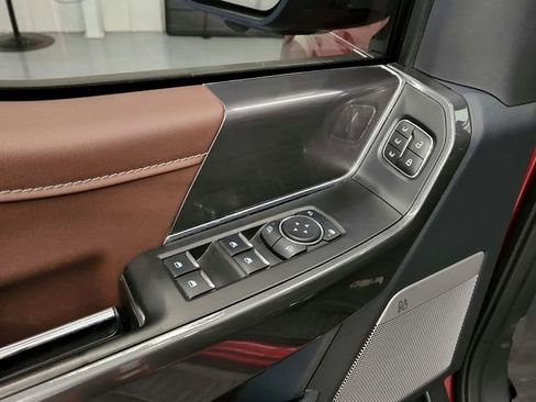 Used 2023 Ford F150 Lariat w/ Equipment Group 502A High image 26