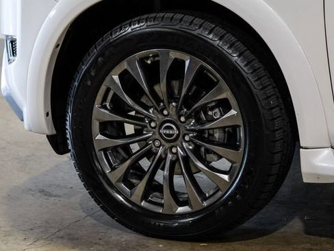 Used 2022 Nissan Armada Platinum w/ Captain's Chairs Package image 8