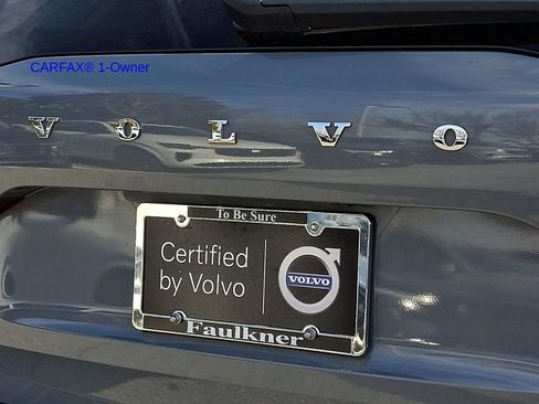 Certified 2023 Volvo XC60 B5 Plus w/ Climate Package image 33