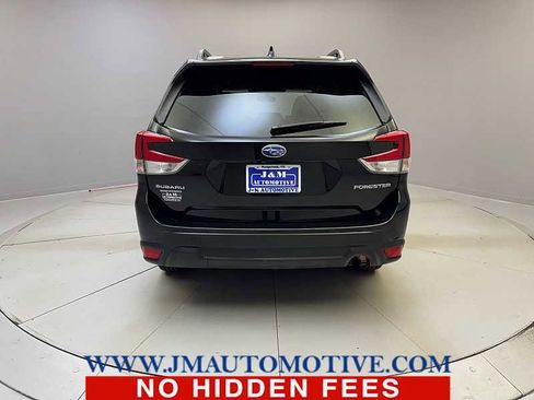 Used 2023 Subaru Forester Premium AWD/4WD image 4