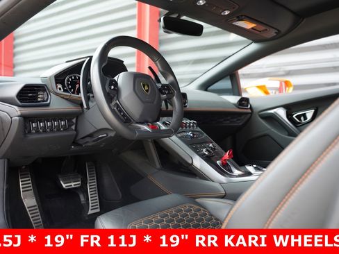 Used 2019 Lamborghini Huracan LP 580-2 image 3