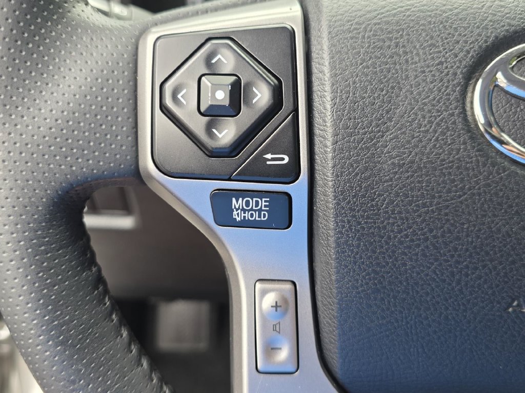 Used 2017 Toyota 4Runner SR5 Premium RWD image 23