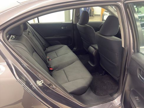 Used 2017 Honda Accord LX image 16
