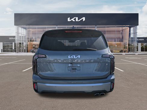 Certified 2023 Kia Telluride SX image 5