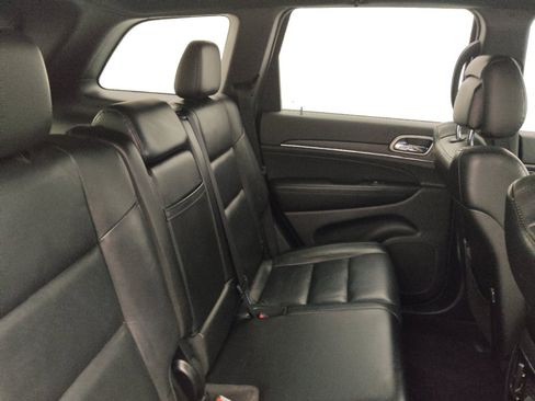 Used 2018 Jeep Grand Cherokee Limited AWD/4WD image 19