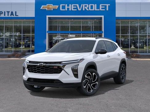 New 2026 Chevrolet Trax RS w/ Driver Confidence Package FWD image 6