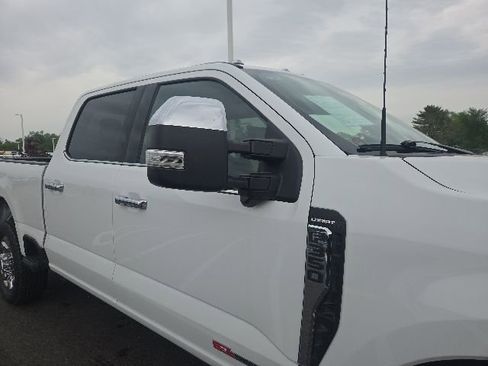 Used 2024 Ford F350 Lariat w/ Lariat Ultimate Package AWD/4WD image 5