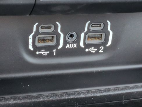 Used 2020 RAM 3500 Laramie AWD/4WD image 22