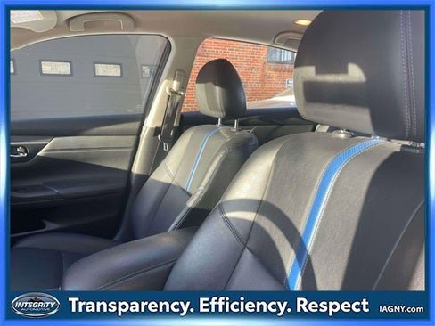 Used 2018 Nissan Altima 2.5 SR w/ SR Special Edition image 20