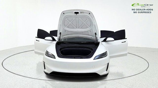 Used 2025 Tesla Model 3 Performance AWD/4WD image 12