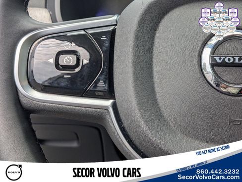 Used 2025 Volvo V90 B6 Cross Country Ultra AWD/4WD image 19
