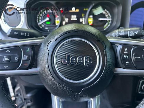 Certified 2025 Jeep Wrangler Unlimited Sahara AWD/4WD image 23