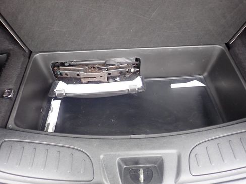 Used 2018 Dodge Durango SXT w/ 3rd Row Seating Group image 21