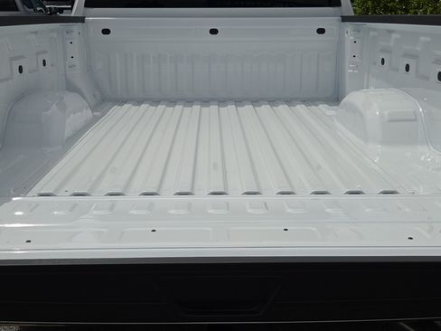 New 2026 Chevrolet Silverado 2500 Custom w/ Custom Value Package AWD/4WD image 17