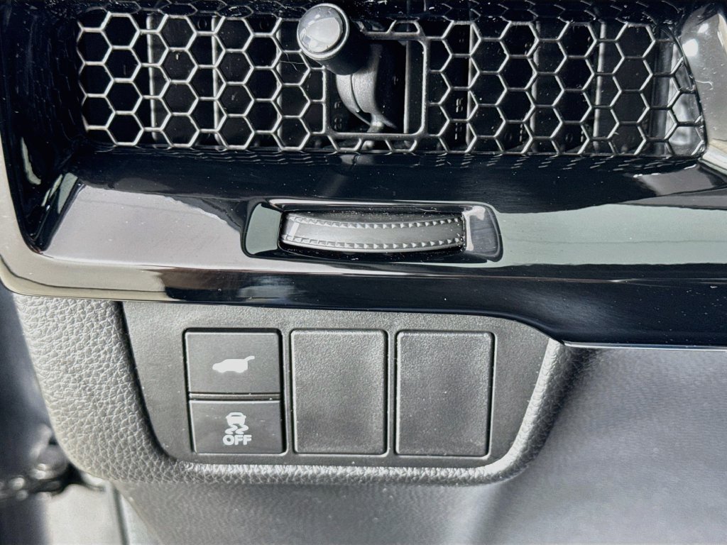 Used 2023 Honda CR-V Sport Touring image 10