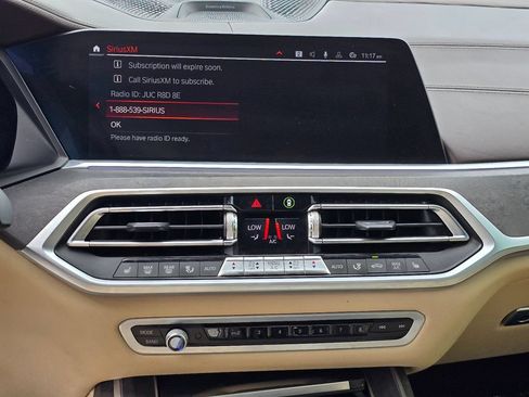 Used 2019 BMW X7 xDrive50i w/ M Sport Package AWD/4WD image 22