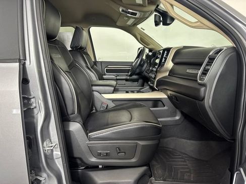 Used 2022 RAM 2500 Laramie AWD/4WD image 4