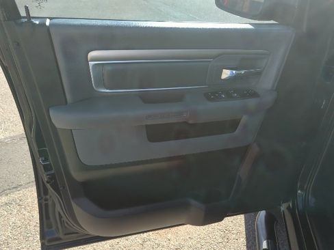 Used 2019 RAM 1500 Big Horn image 17