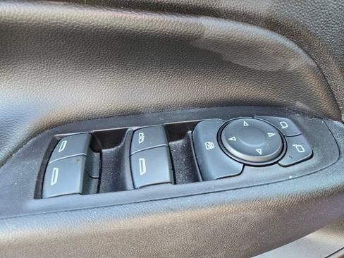 Used 2019 Chevrolet Equinox LT AWD/4WD image 36