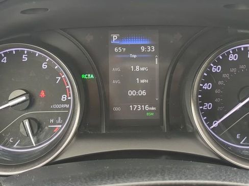 Certified 2023 Toyota Camry SE image 24