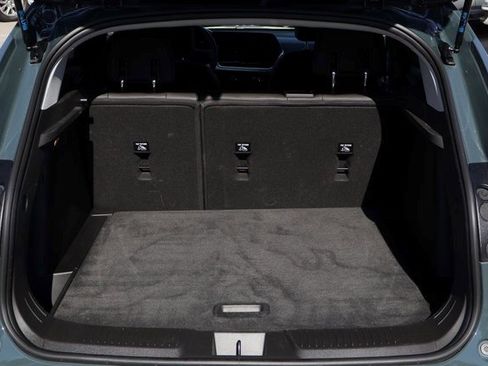 Certified 2025 Chevrolet Trax LT image 22