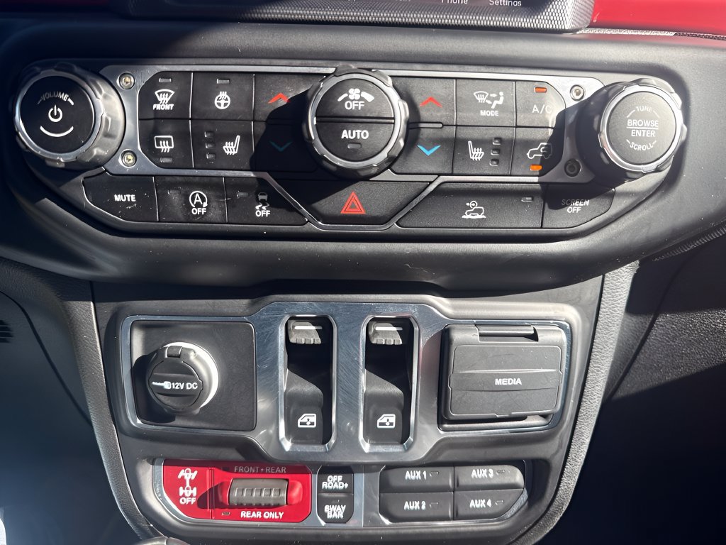 Used 2023 Jeep Wrangler Rubicon w/ Steel Bumper Group AWD/4WD image 20