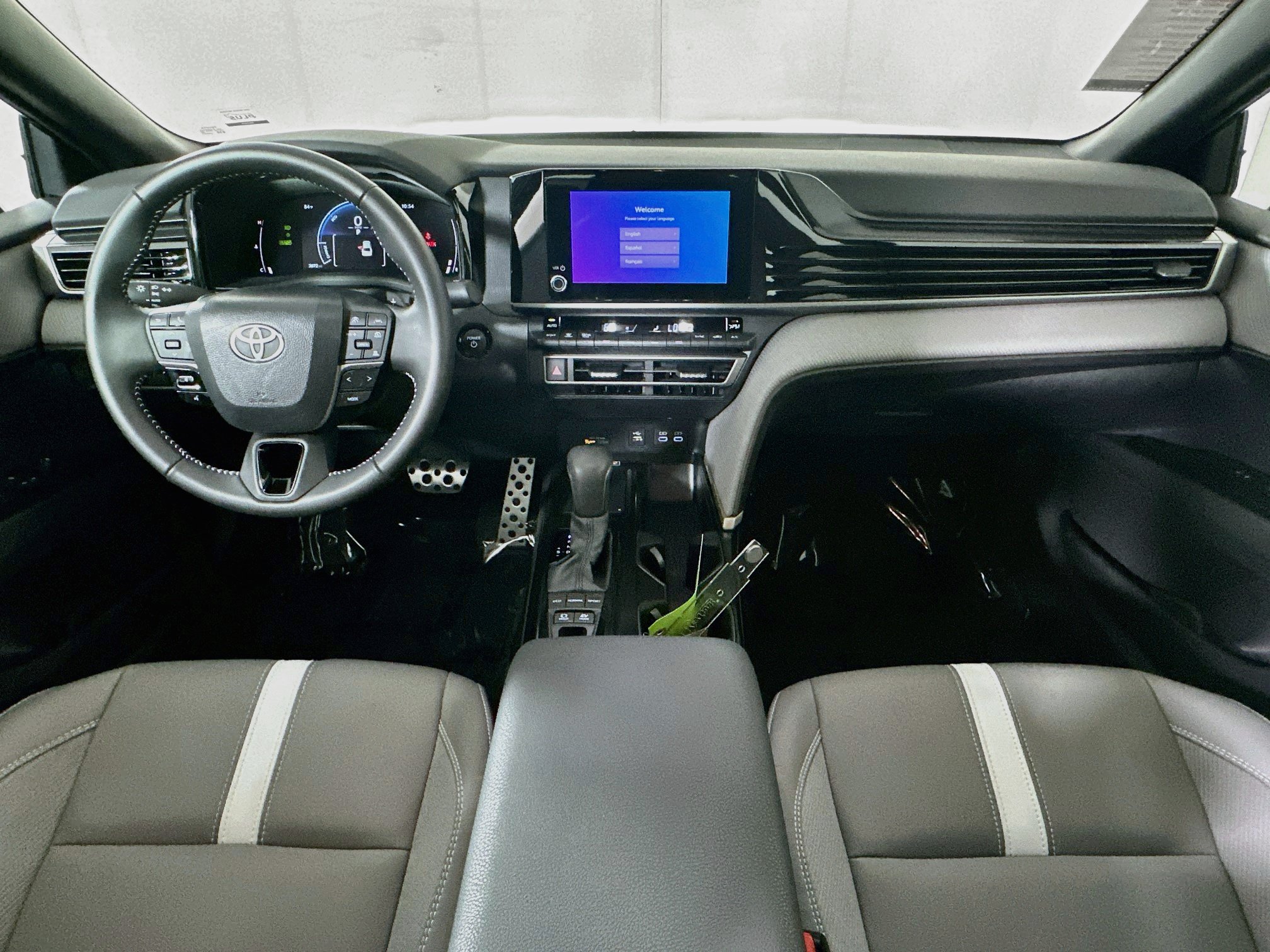 Certified 2026 Toyota Camry SE FWD image 27