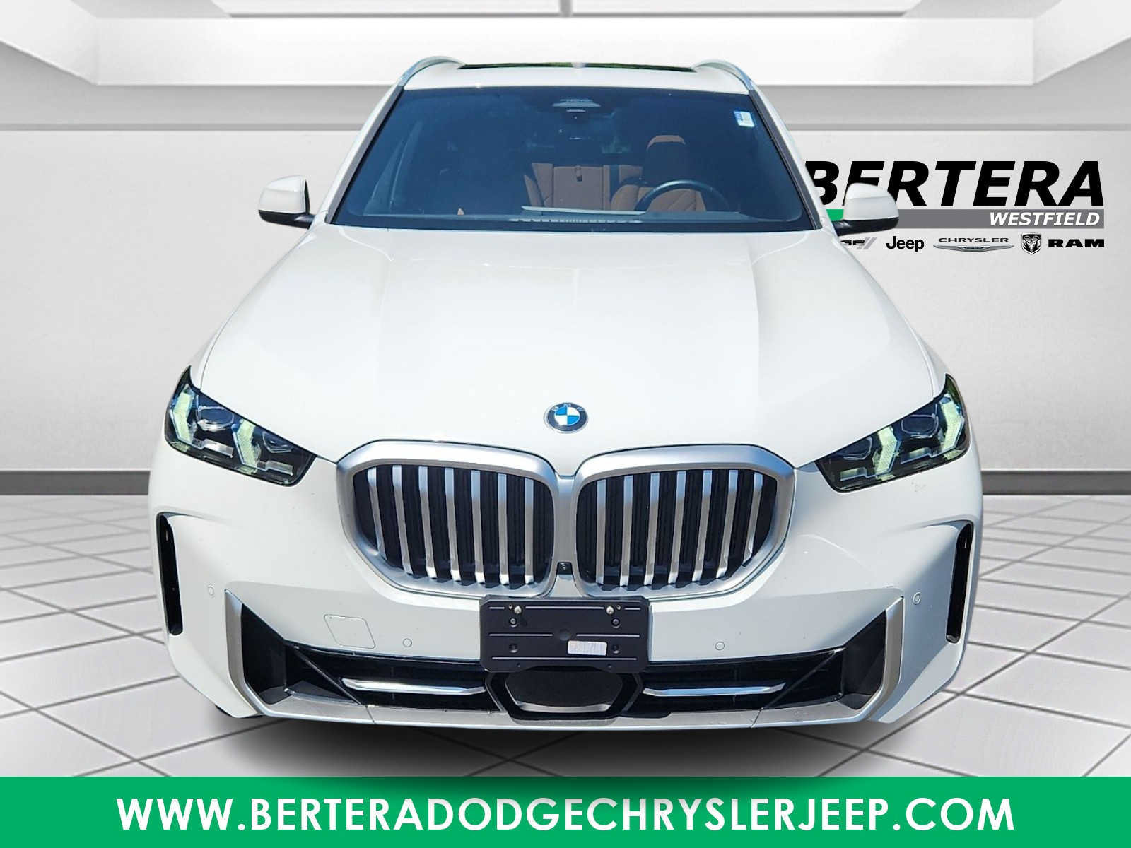 Used 2026 BMW X5 xDrive40i AWD/4WD image 2