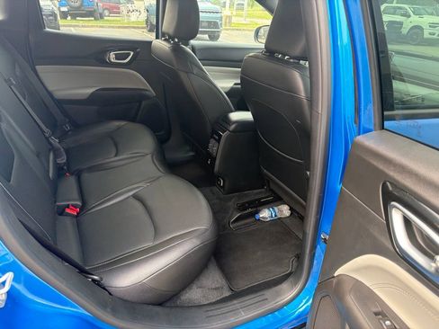 Used 2025 Jeep Compass Limited w/ Elite Group AWD/4WD image 14