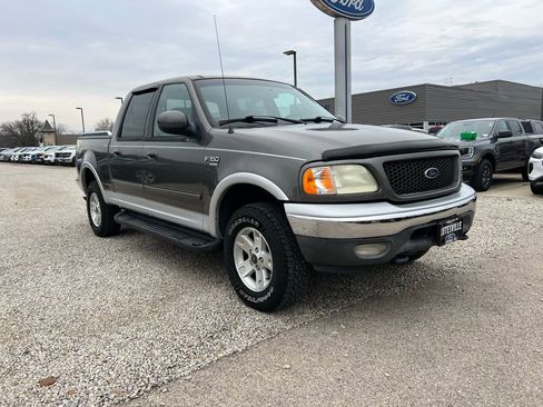 Used 2002 Ford F150 XLT image 2