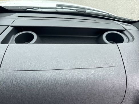 Used 2025 Mercedes-Benz Sprinter 2500 image 30