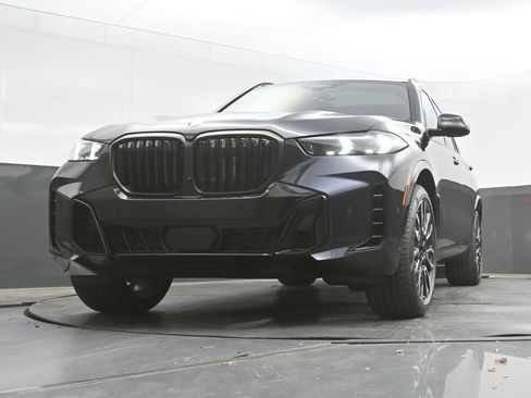 New 2026 BMW X5 xDrive40i w/ M Sport Package AWD/4WD image 55