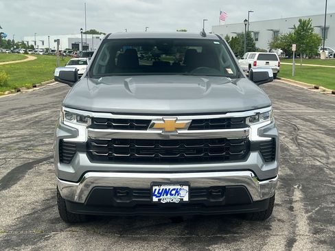 Used 2024 Chevrolet Silverado 1500 LT AWD/4WD image 7