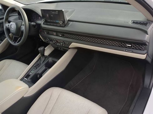 Used 2023 Honda Accord EX image 28
