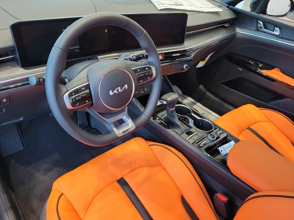 New 2027 Kia K5 GT-Line FWD image 10