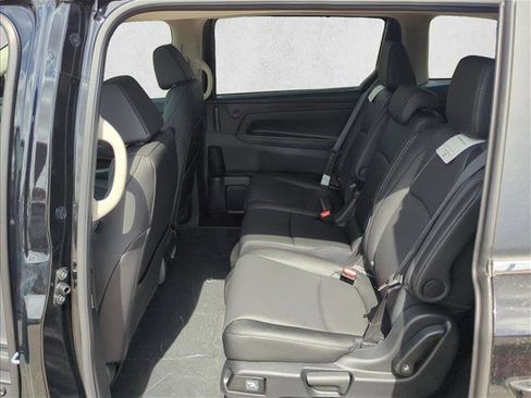 Used 2026 Honda HR-V EX-L image 17