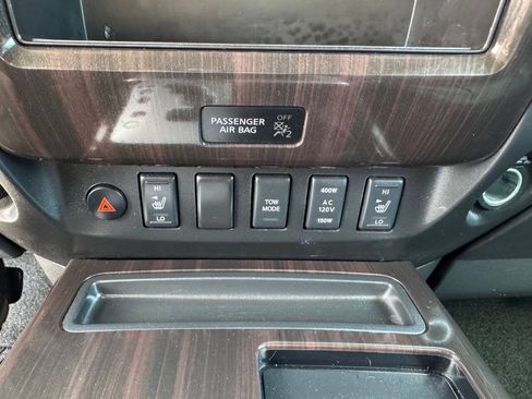 Used 2013 Nissan Titan SL AWD/4WD image 26
