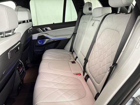Used 2024 BMW X5 M60i AWD/4WD image 15