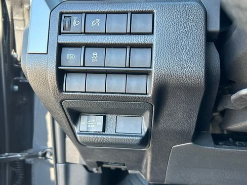 Used 2025 Toyota Tacoma SR5 image 17