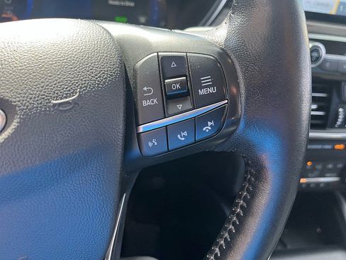 Used 2020 Ford Escape Titanium AWD/4WD image 14