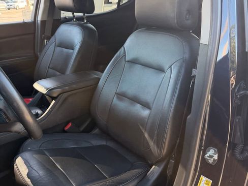 Used 2017 GMC Acadia SLT image 9