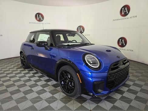 New 2026 MINI Cooper S image 1