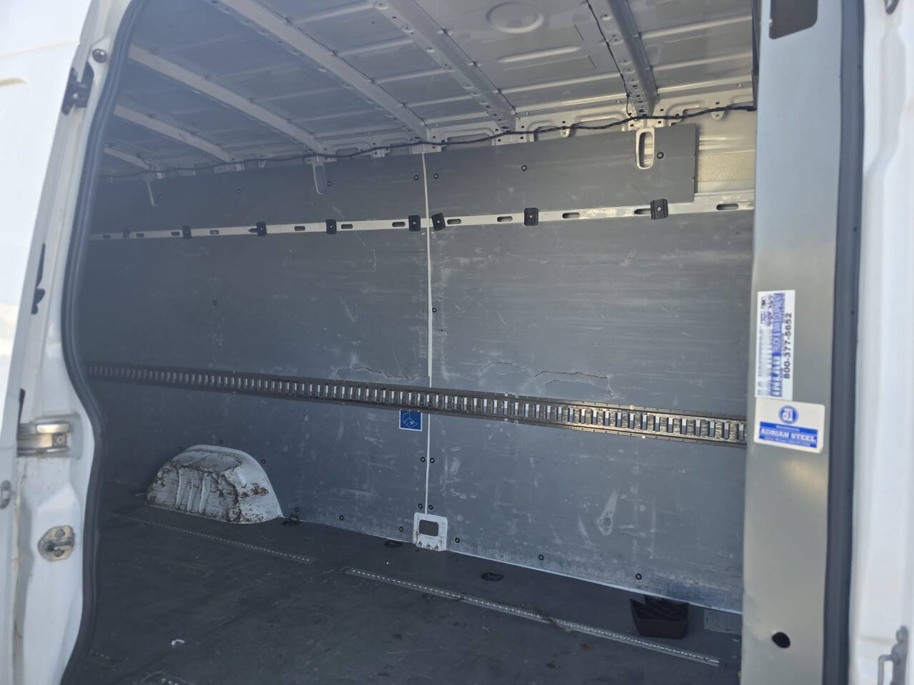 Used 2012 Mercedes-Benz Sprinter 2500 image 21