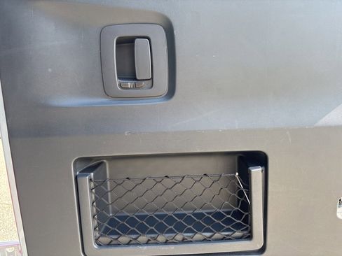 Used 2025 Mercedes-Benz Sprinter 2500 image 18