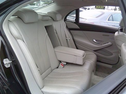 Used 2015 Mercedes-Benz S 550 4MATIC Sedan image 18