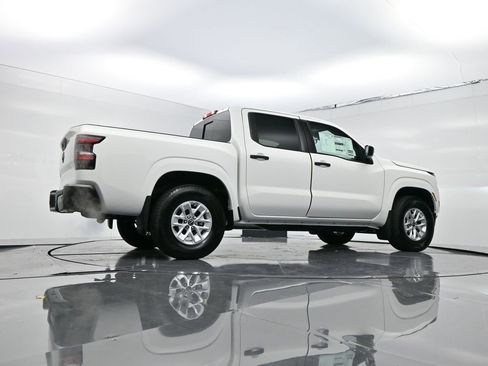 New 2026 Nissan Frontier S image 21