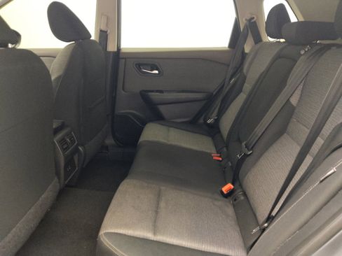 Used 2023 Nissan Rogue SV FWD image 18