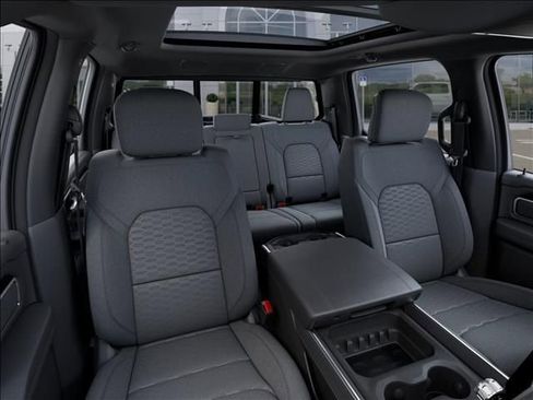 New 2026 RAM 1500 4x4 Crew Cab image 16