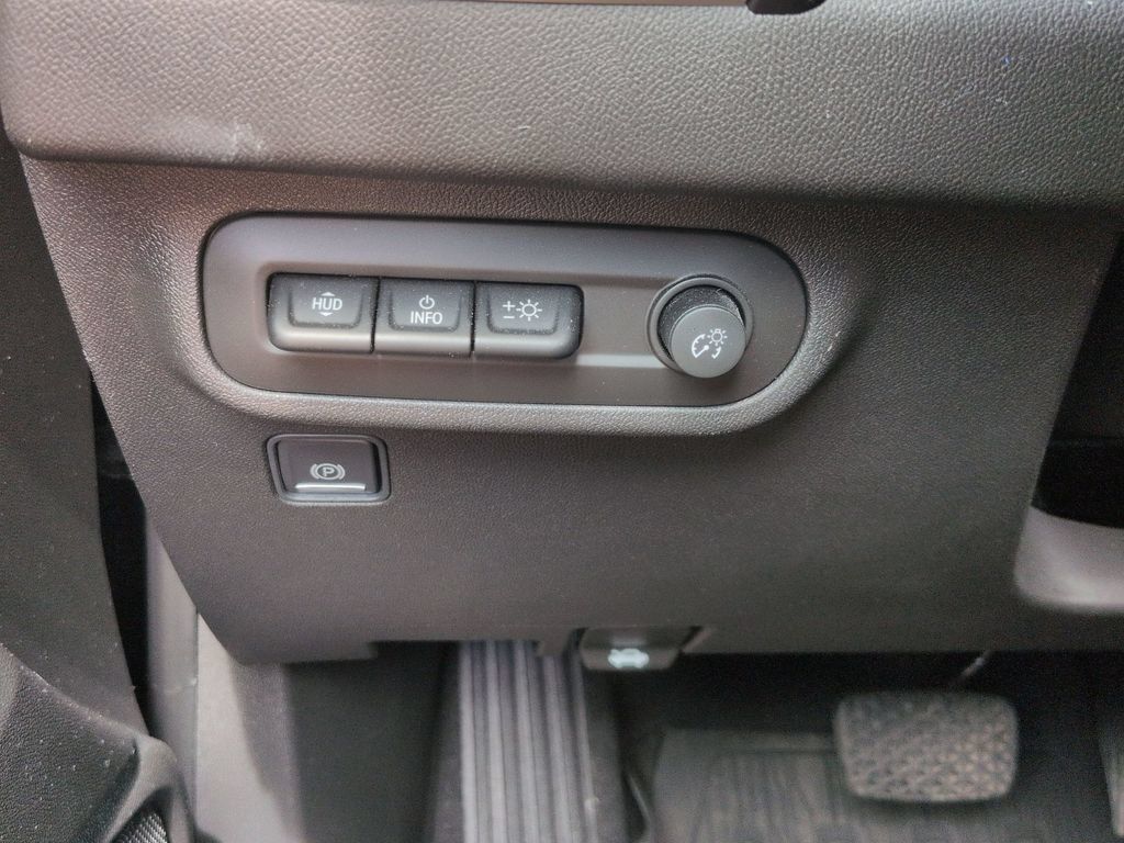 Used 2023 GMC Terrain Denali w/ LPO, Floor Liner Package AWD/4WD image 19